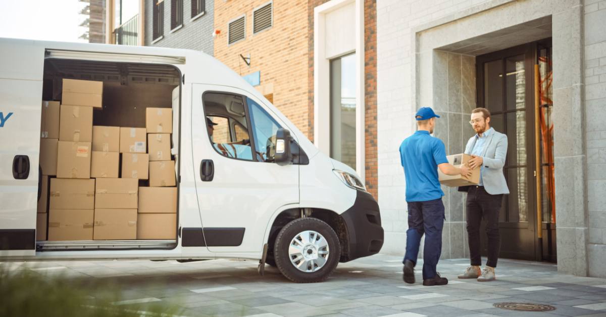 Door to door courier and logistics service